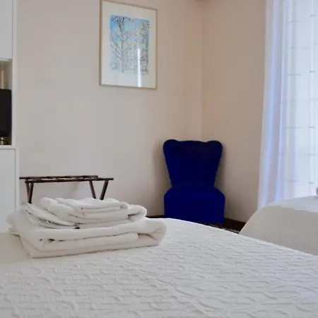 La Casa Di Gio Bed & Breakfast 2*